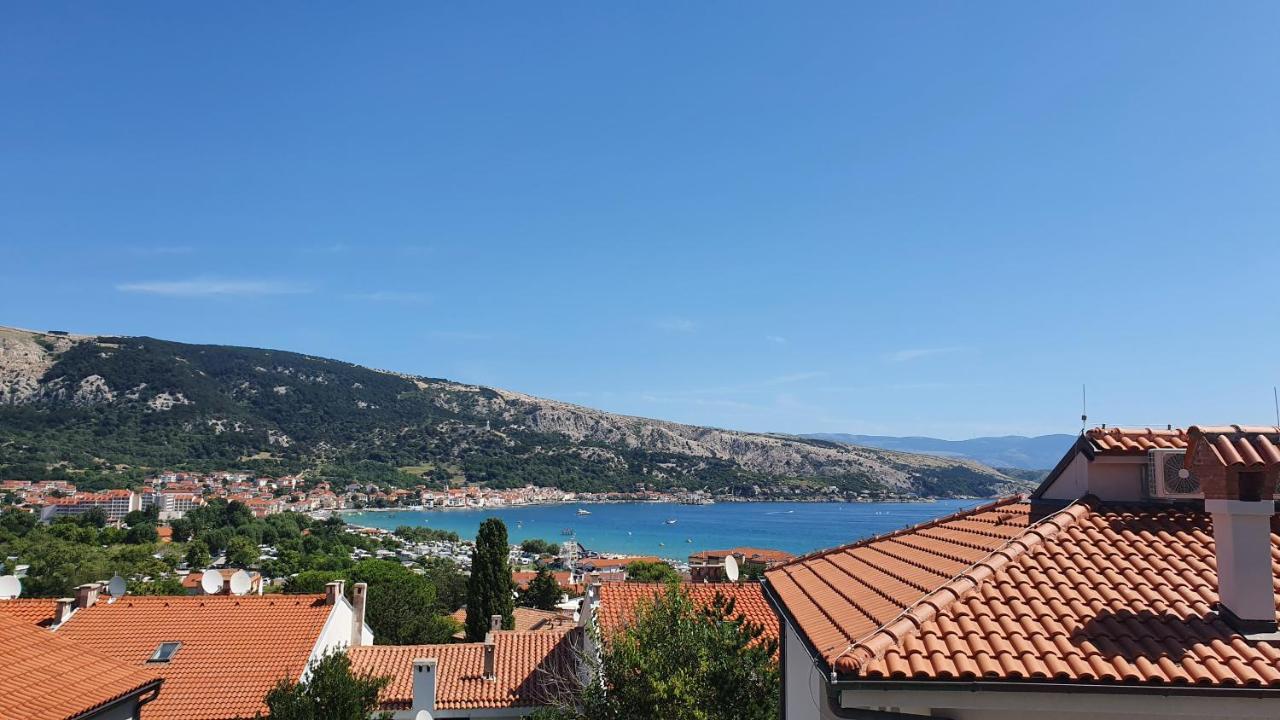 Apartment Helmut With Sea View Baška Eksteriør bilde